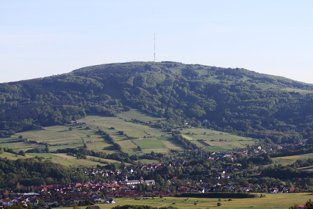 Blick zum Kreuzberg