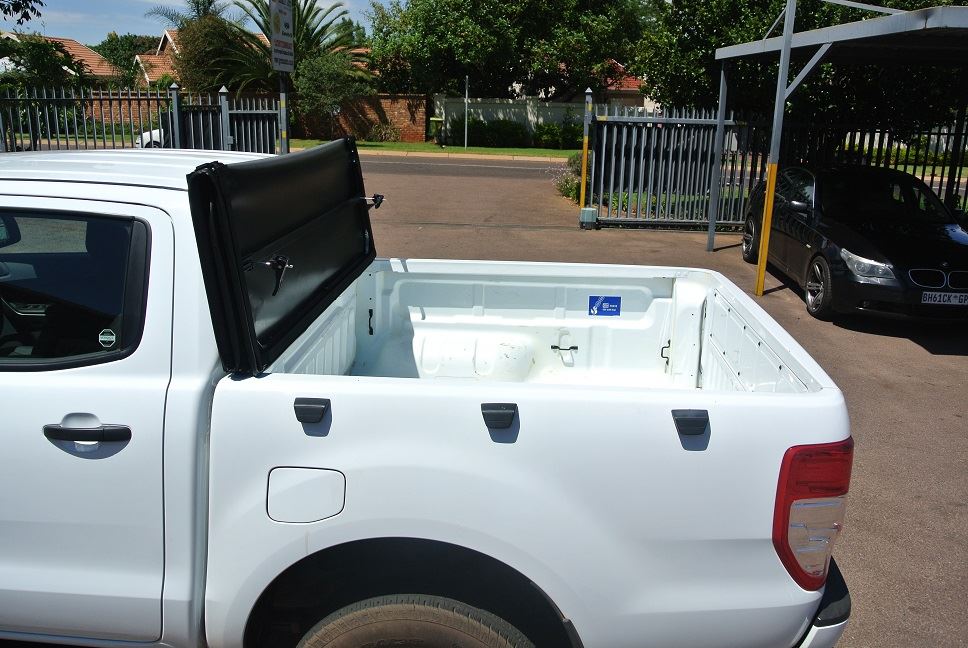 Tonneau Covers Rock Rage Off Road Accessories Jeep Wrangler Bumpers