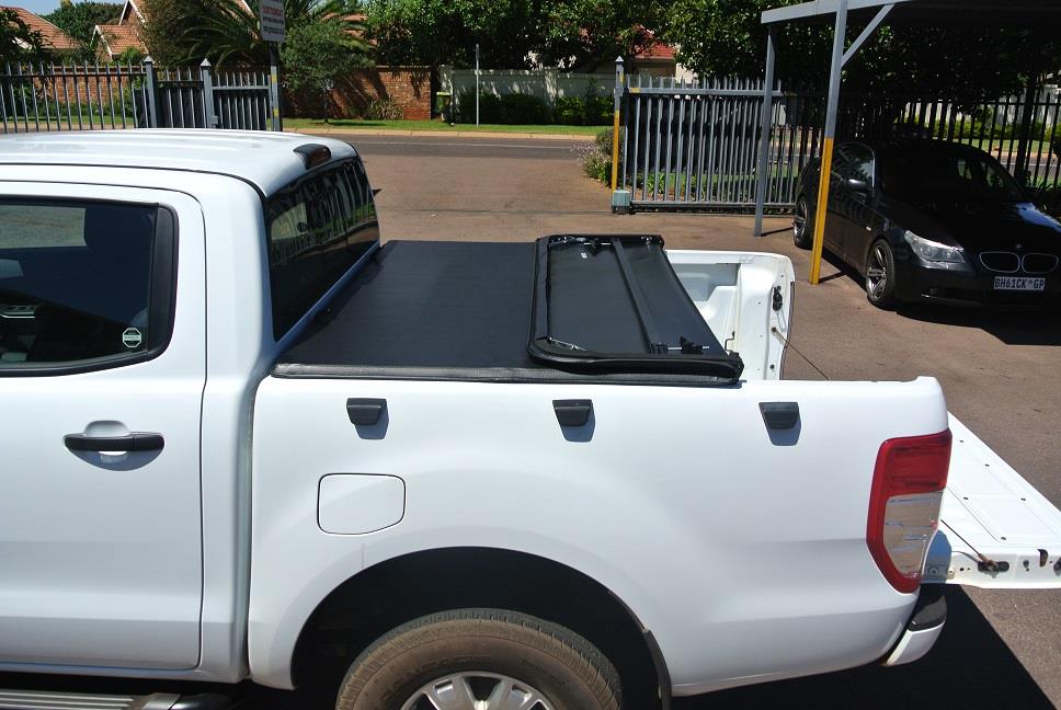 Tonneau Covers Rock Rage Off Road Accessories Jeep Wrangler Bumpers