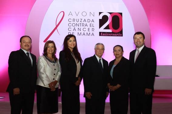 Avon, la compañía para la mujer, realizó hoy la presentación de la “Cruzada contra el cáncer de mama”. Esta campaña está destinada a recaudar fondos para apoyar a la Liga Nacional contra el Cáncer en Guatemala.   El donativo de la  Cruzada Contra el Cánce