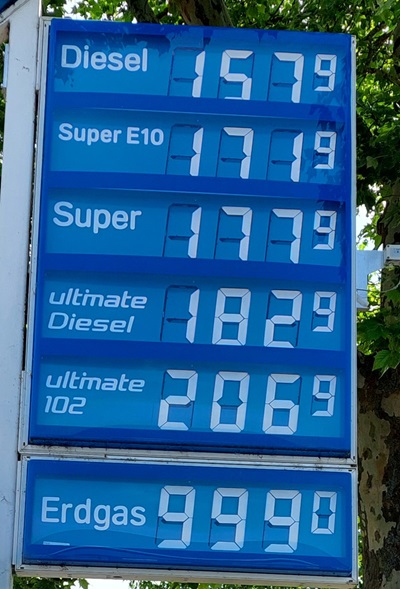 DEUVET lehnt den ADAC-Vorstoß zur beschleunigten Umstellung auf E10-Superbenzin ab