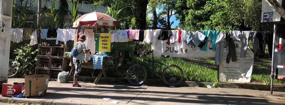 Secondhand-Shop am Strassenrand