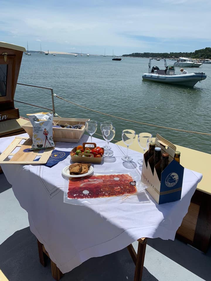 Balade En Bateau Sur Le Bassin D Arcachon Organisation Seminaire Incentive Seminaire Entreprise Team Building Bordeaux Arcachon Banyuls