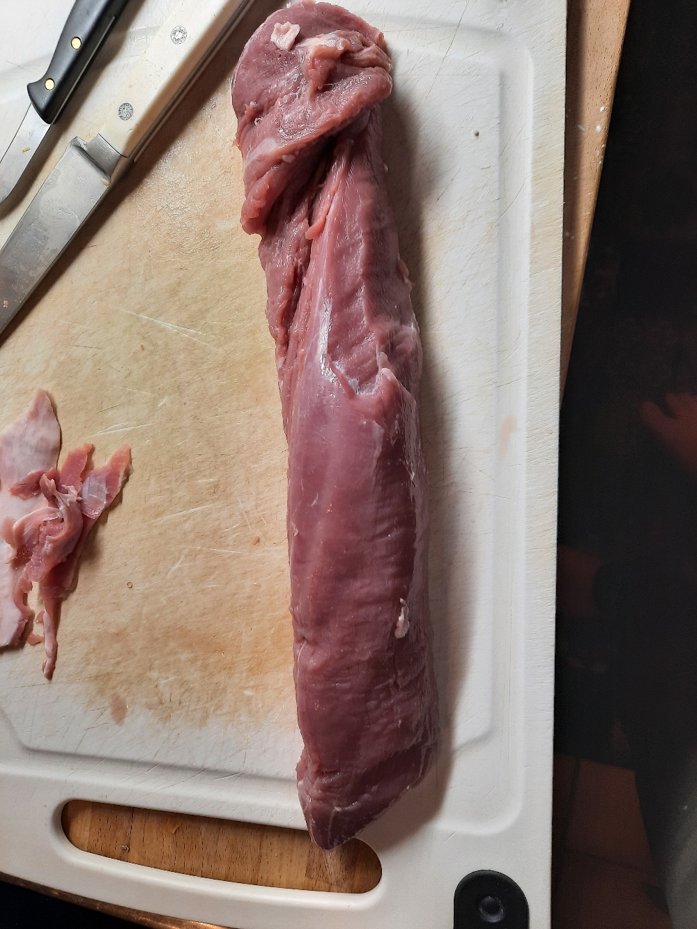 Einen Schweinslungenbraten abparüren.