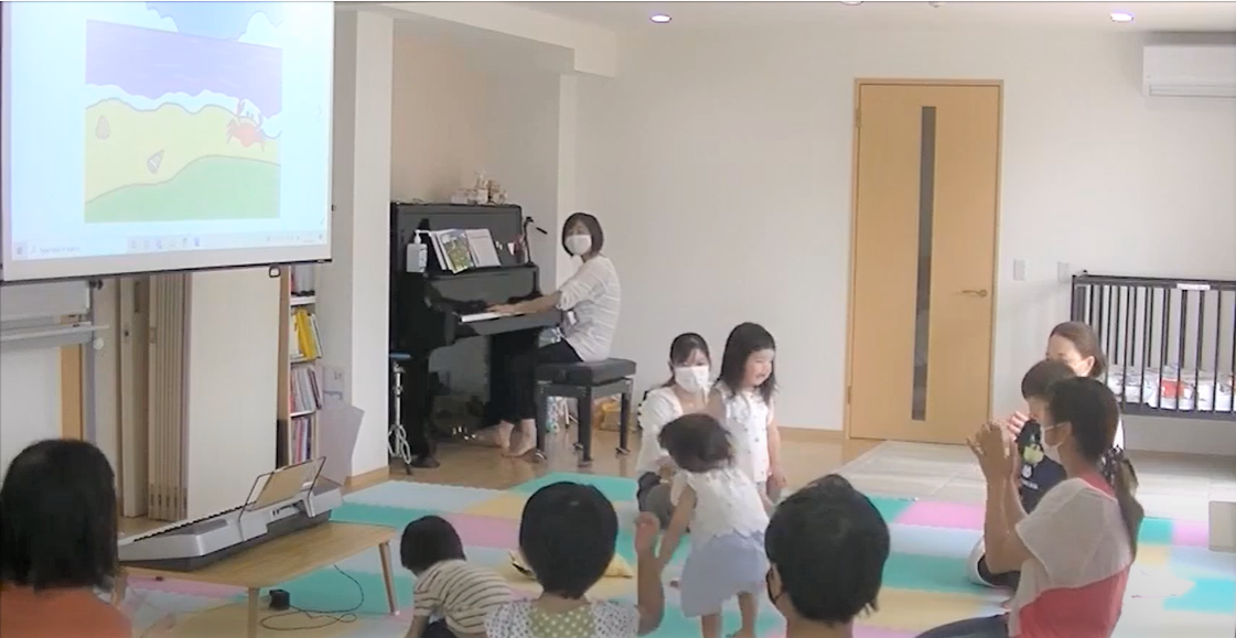 当教室の特徴②　お子さんのレッスンの様子が分かる動画の配信