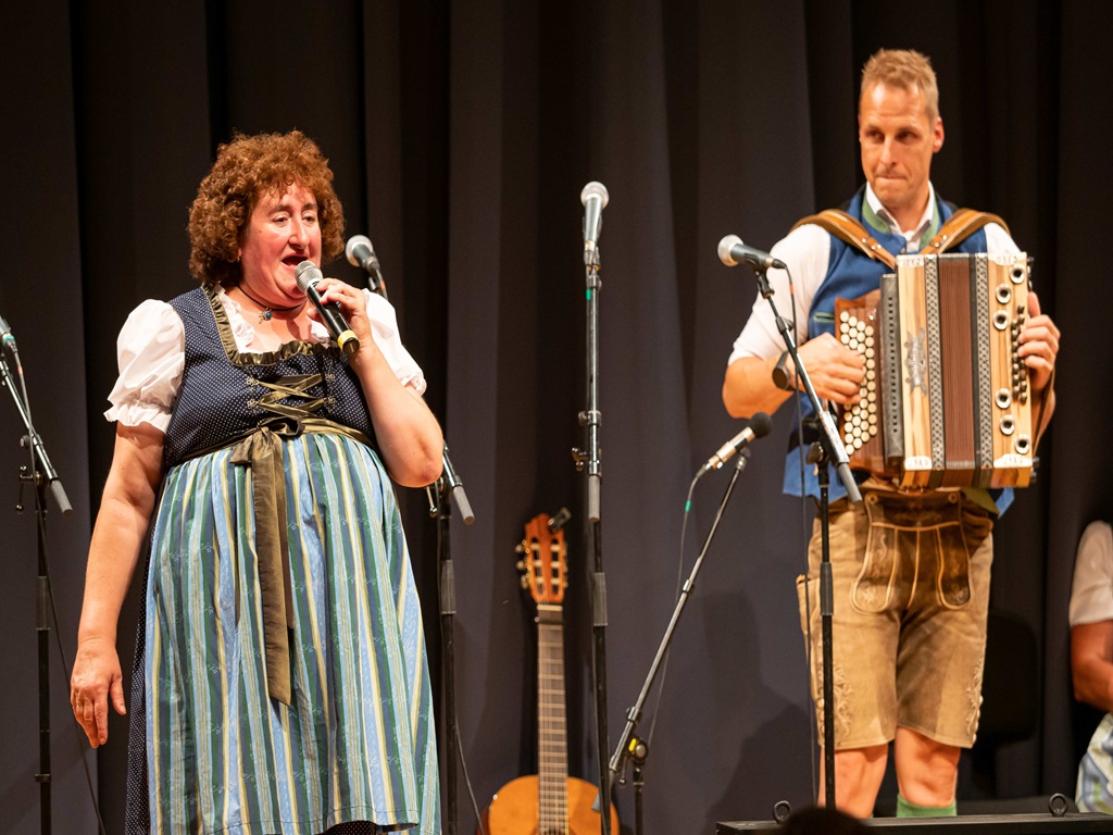 GSTANZL SINGA mit Renate Maier
