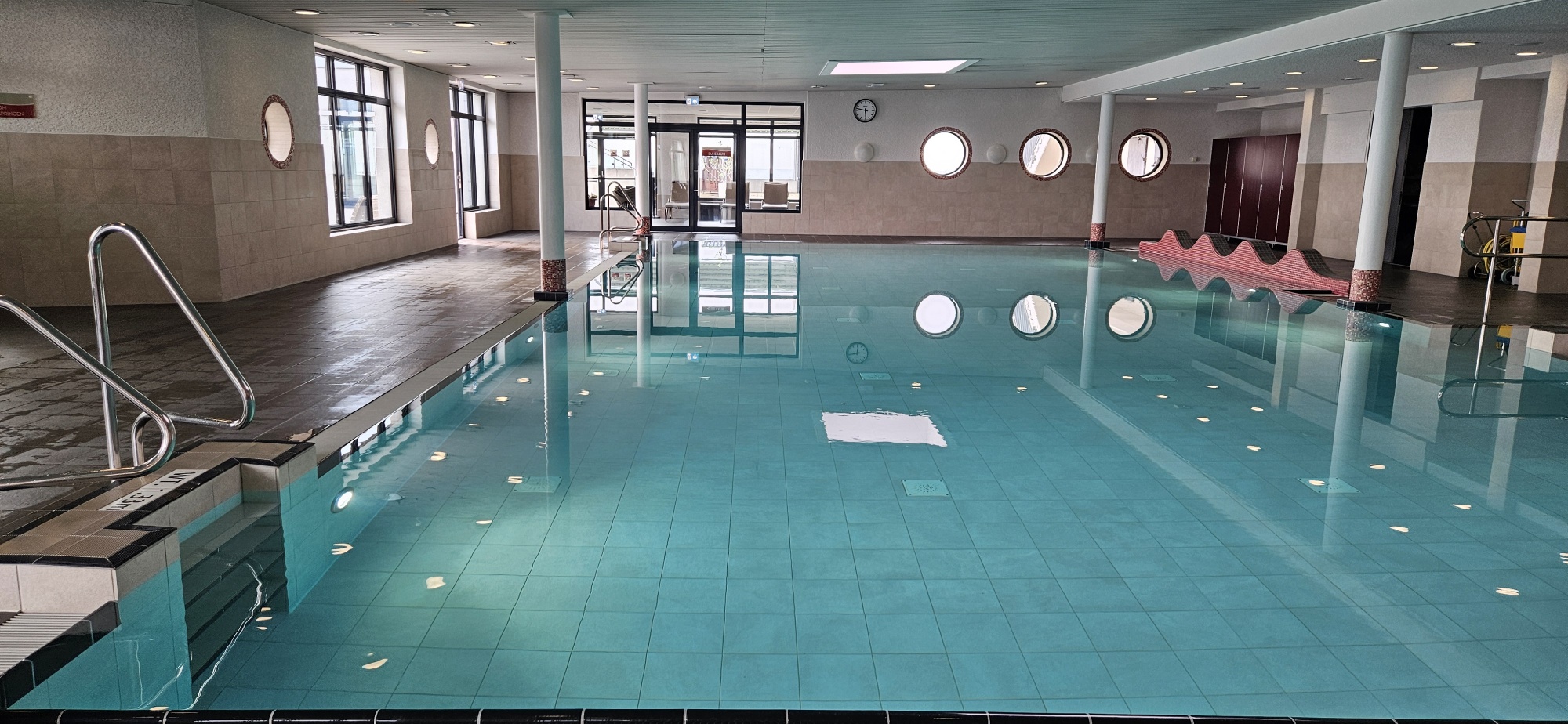 Hallenbad