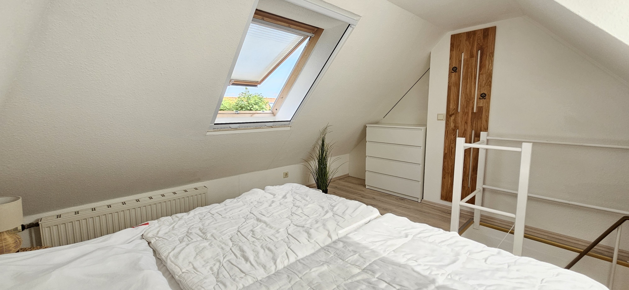 2. Schlafzimmer im Obergeschoss