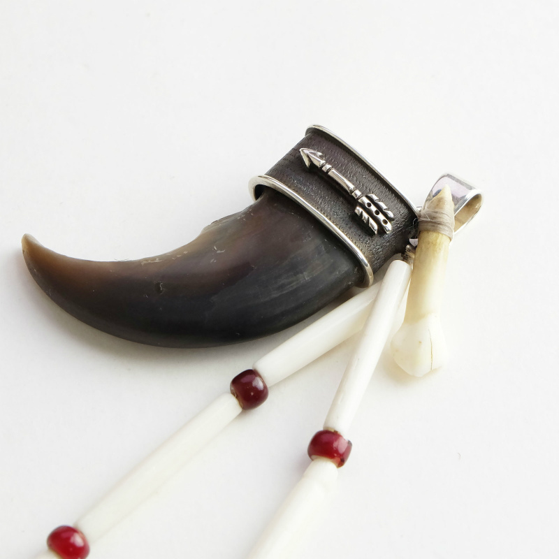 Gallery - 堀江純 ジュエリー アルマジロナイフ ラコタインディアンの日々