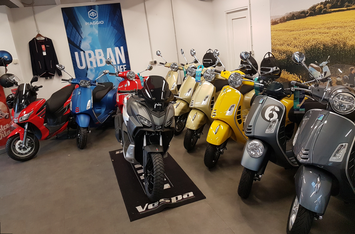 Roller Modelle im Ausstellungsraum