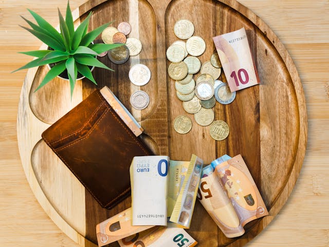 25. Geld