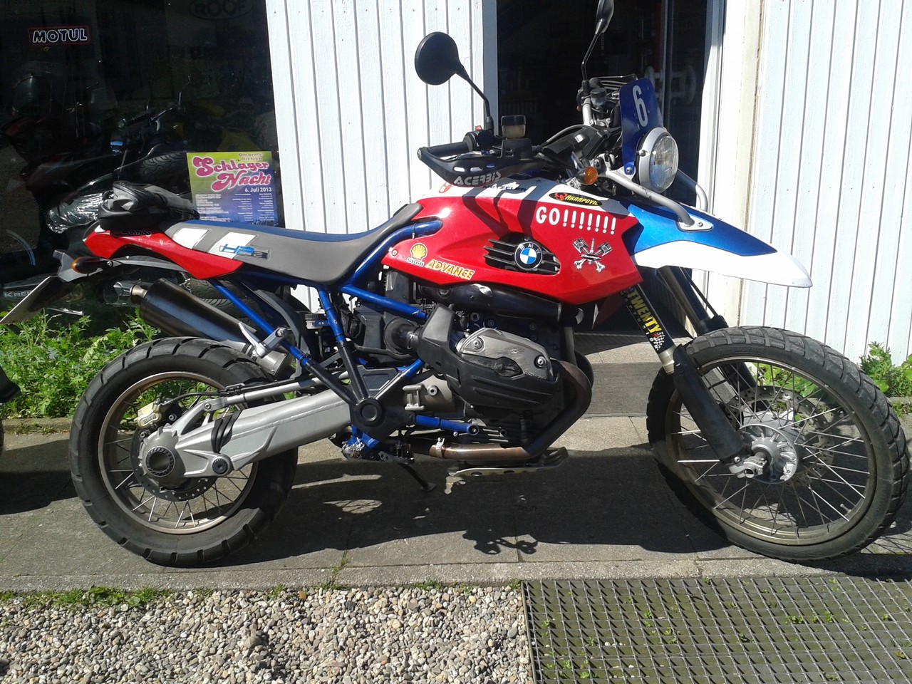 BMW HP2