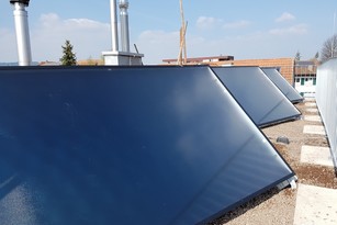 Sonnenkollektoren von Solar hoch 2
