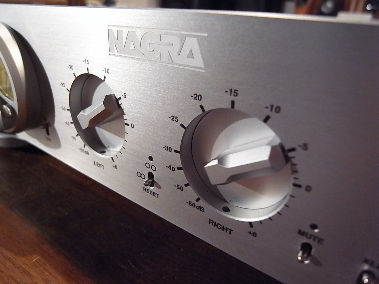  NAGRA　HD PREAMP