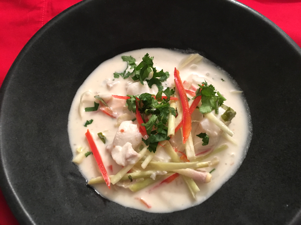 Fischsuppe mit Kokosnussmilch - Food Blog Kochphilosophen