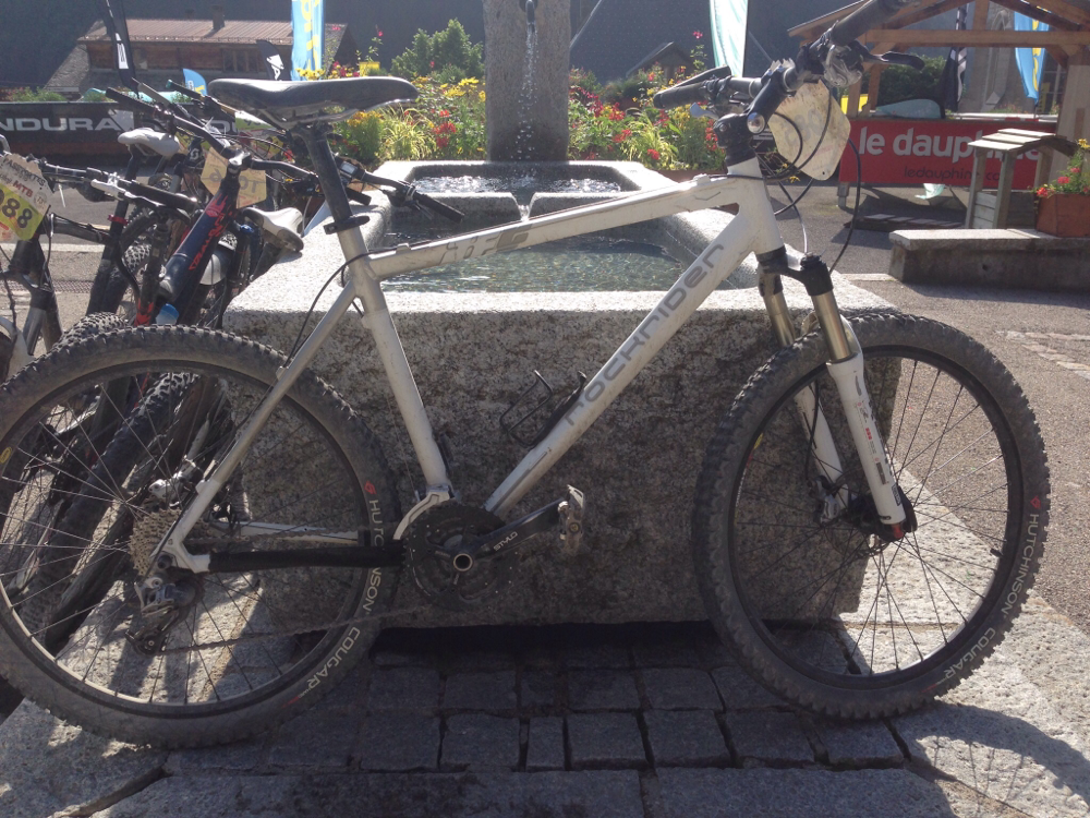 Le Rockrider de Thomas. Élu vélo de l'année au Bikes test des Pass'Portes 2016.