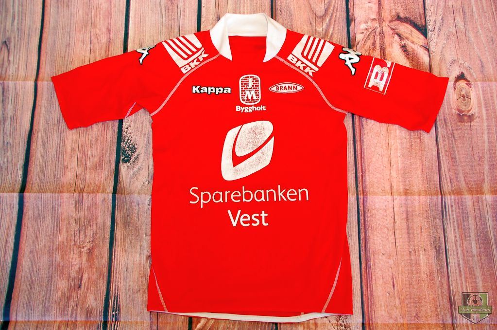 Sk Brann Bergen Trikot Schlecht Xs 2008 Dein Trikotladen Trikots Von Deinem Verein Fur Dich Fur Deinen Verein