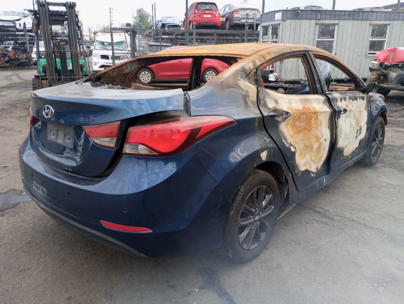 HYUNDAI ELANTRA 2016 AT 1.6