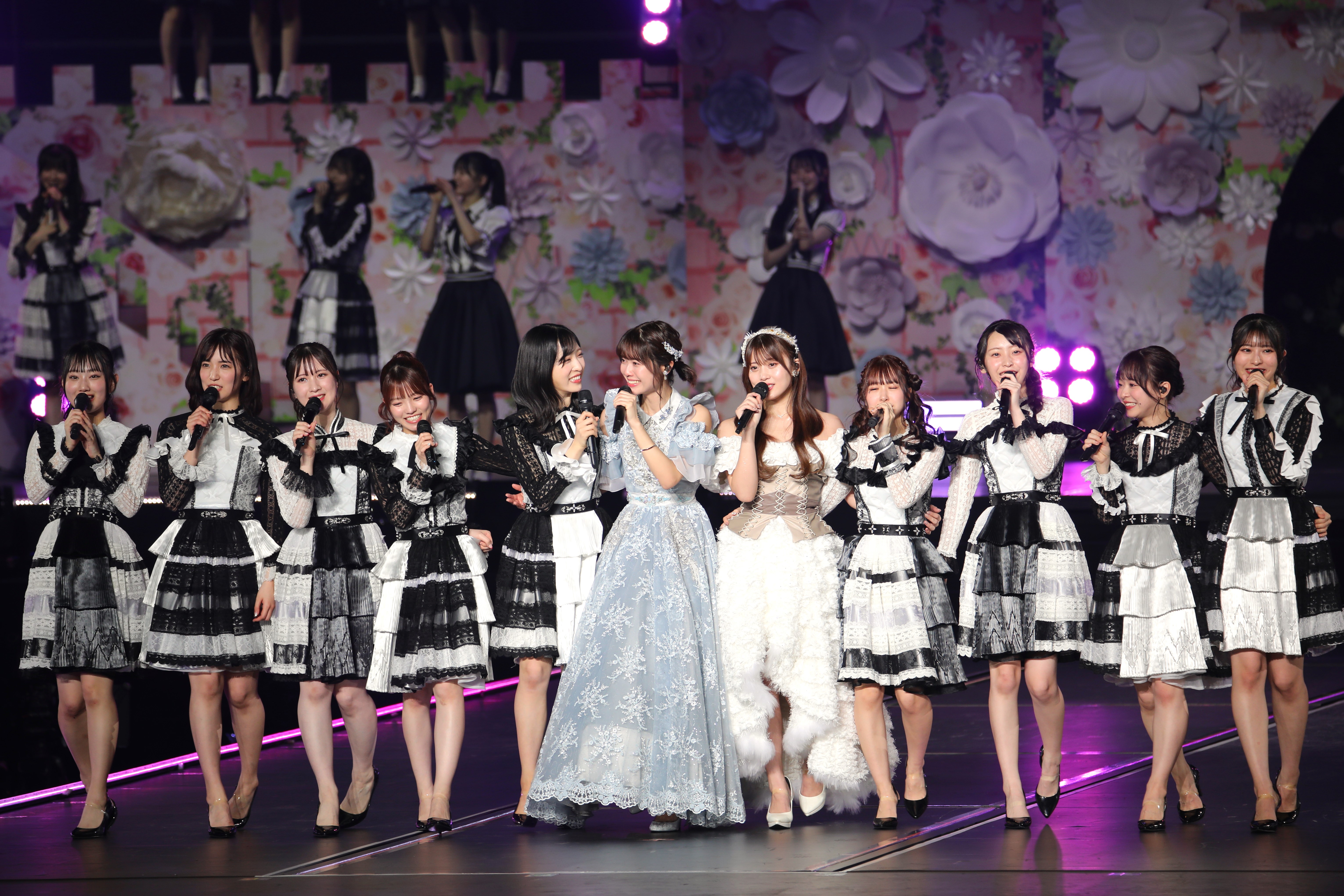後藤真希 直筆サイン入り写真集 flos (後藤真希 写真集 flos 後藤真希 直筆サイン入り写真集 flos (後藤真希 写真集 flos