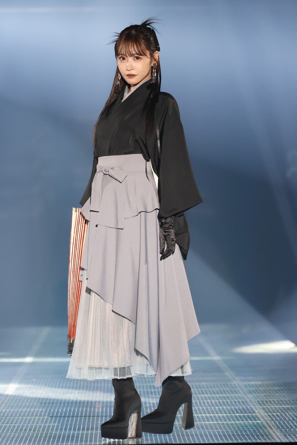 FRUITS ZIPPER」櫻井優衣 『IDOL RUNWAY COLLECTION 2025』 ブラックを