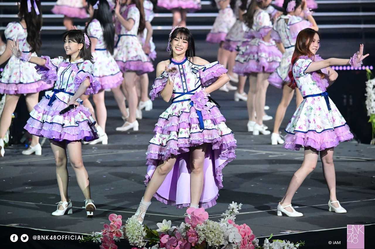 CHERPRANG (チャープラン) 生写真 感謝祭 DVD封入 驚かさ AKB48