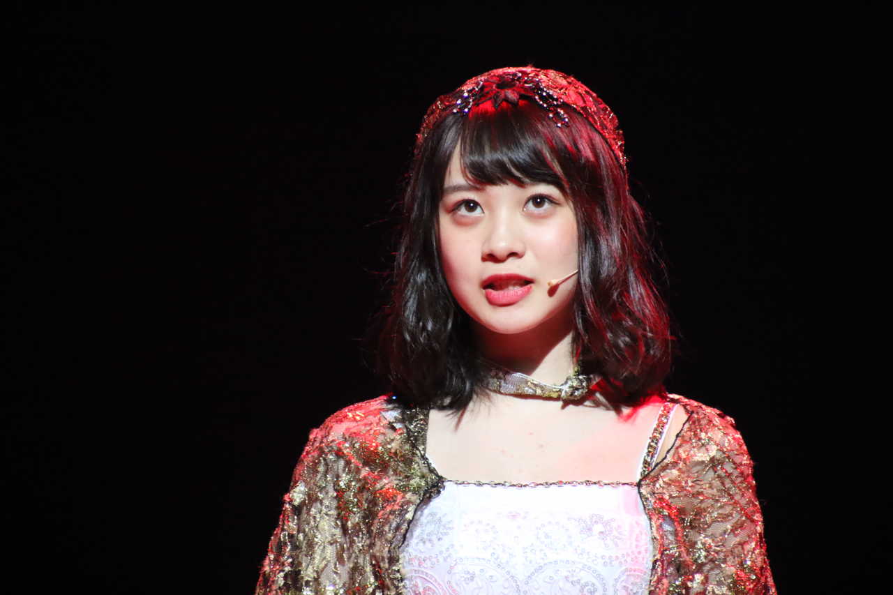 AKB48チーム8、横山結衣：初舞台でサロメを好演「期待に応えてくれた