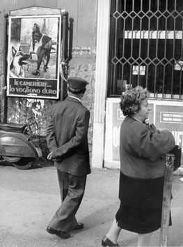 Napoli, Novembre 1990 - Pubblicità film hard