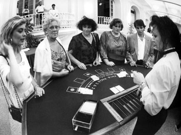 Nettuno (Roma), Luglio 1992 - Apertura casinò a Nettuno