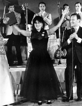 Riccione, Agosto 1965 - Anna Magnani e Nunzio Filogamo al Premio Riccione