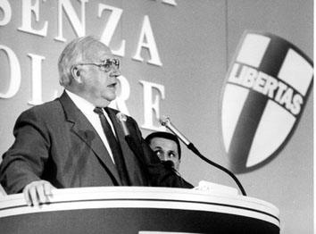 Roma, Luglio 1993 - Halmut Kohl all' Assemblea Nazionale della Democrazia Cristiana