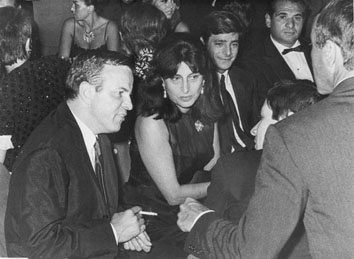 Riccione, Agosto 1965 - Franco Zeffirelli, Anna Magnani e Giancarlo Giannini al Premio Riccione