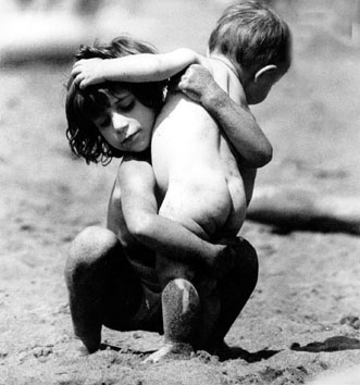 Roma, Agosto 1966 - Bambini al mare