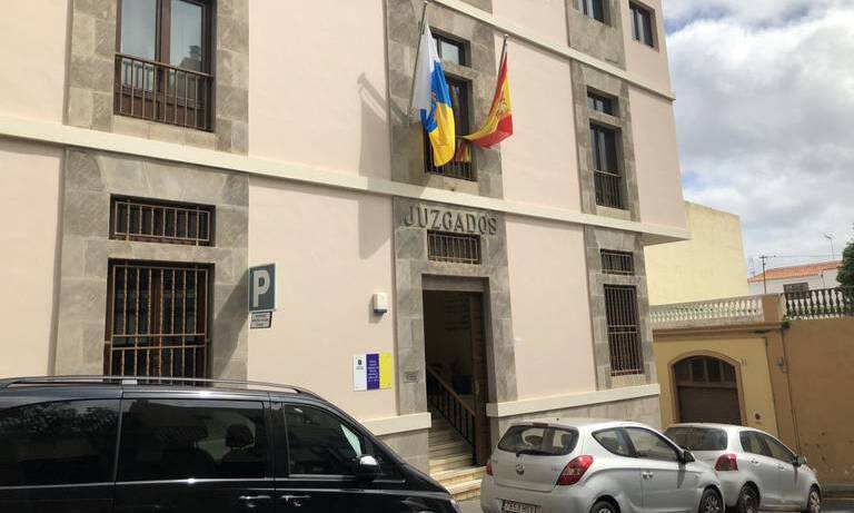 CAIXABANK obligada e entregar a nuestro cliente la copia del contrato de la tarjeta