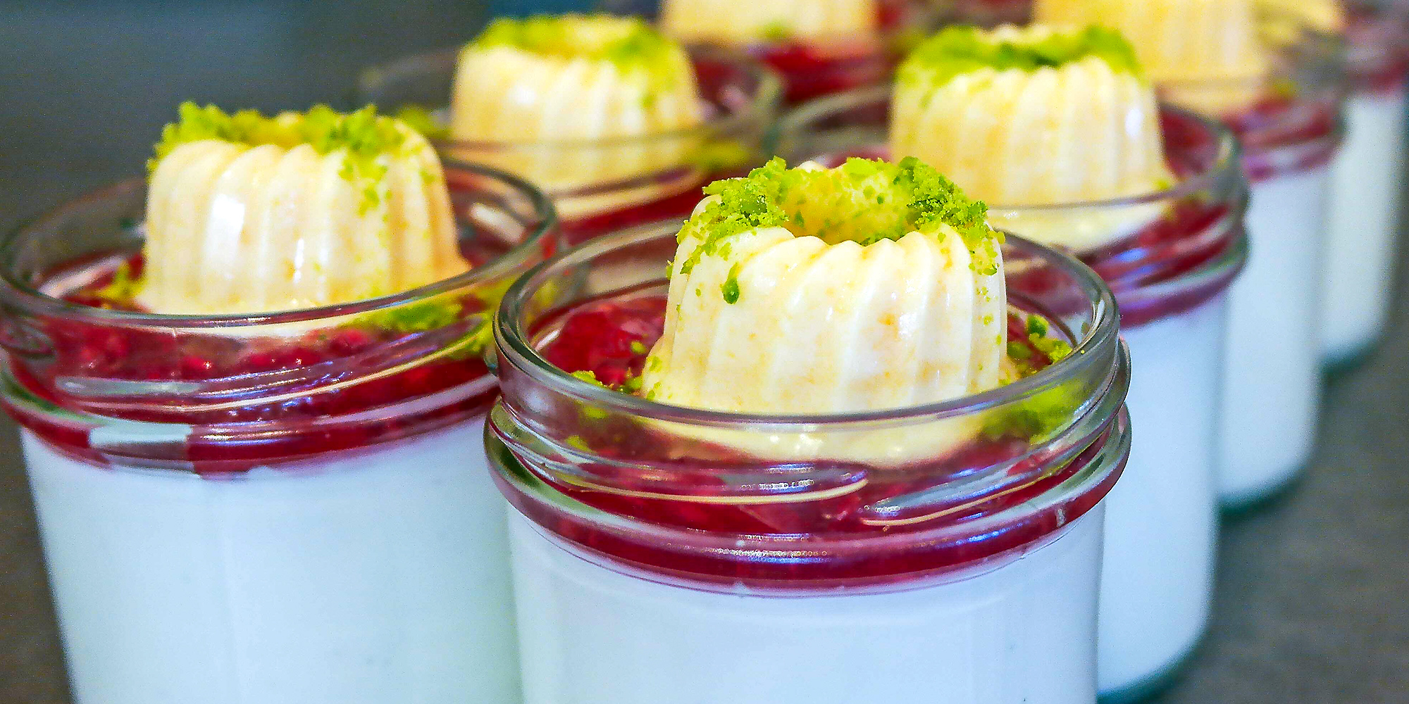 Ausgemachtes Dessert nach Wunsch und Jahreszeit 