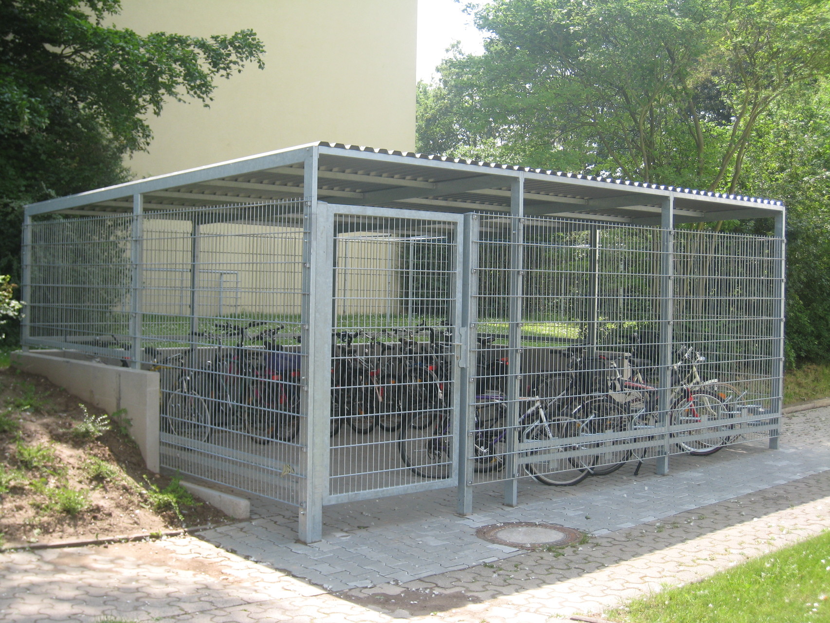 Fahrradgarage / Fahrradständer