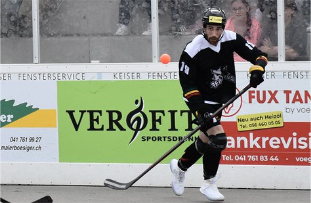 J.D. Dutney verstärkt die Rebells