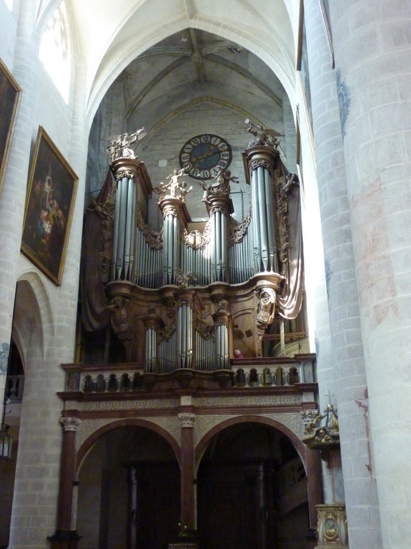 son orgue (le plus grand de France)