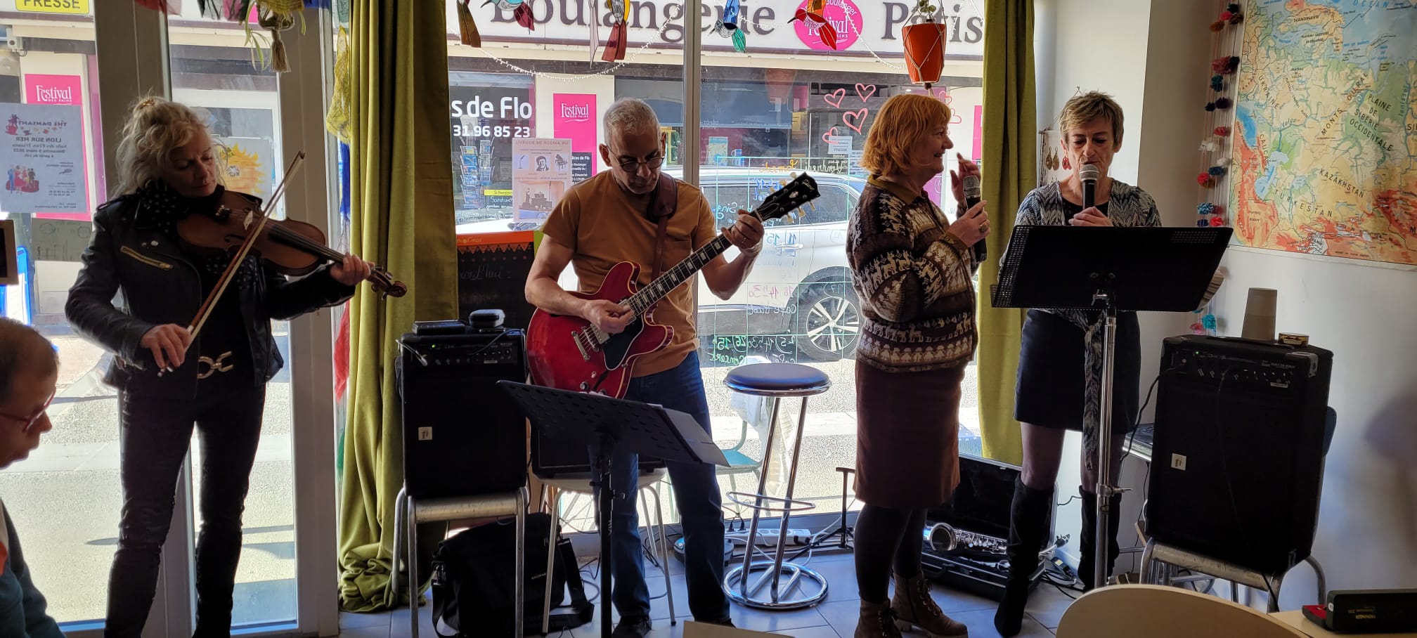 Lion-sur-Mer, après-midi karaoke, février 2023