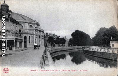 canal de la haute Seine, près du cirque