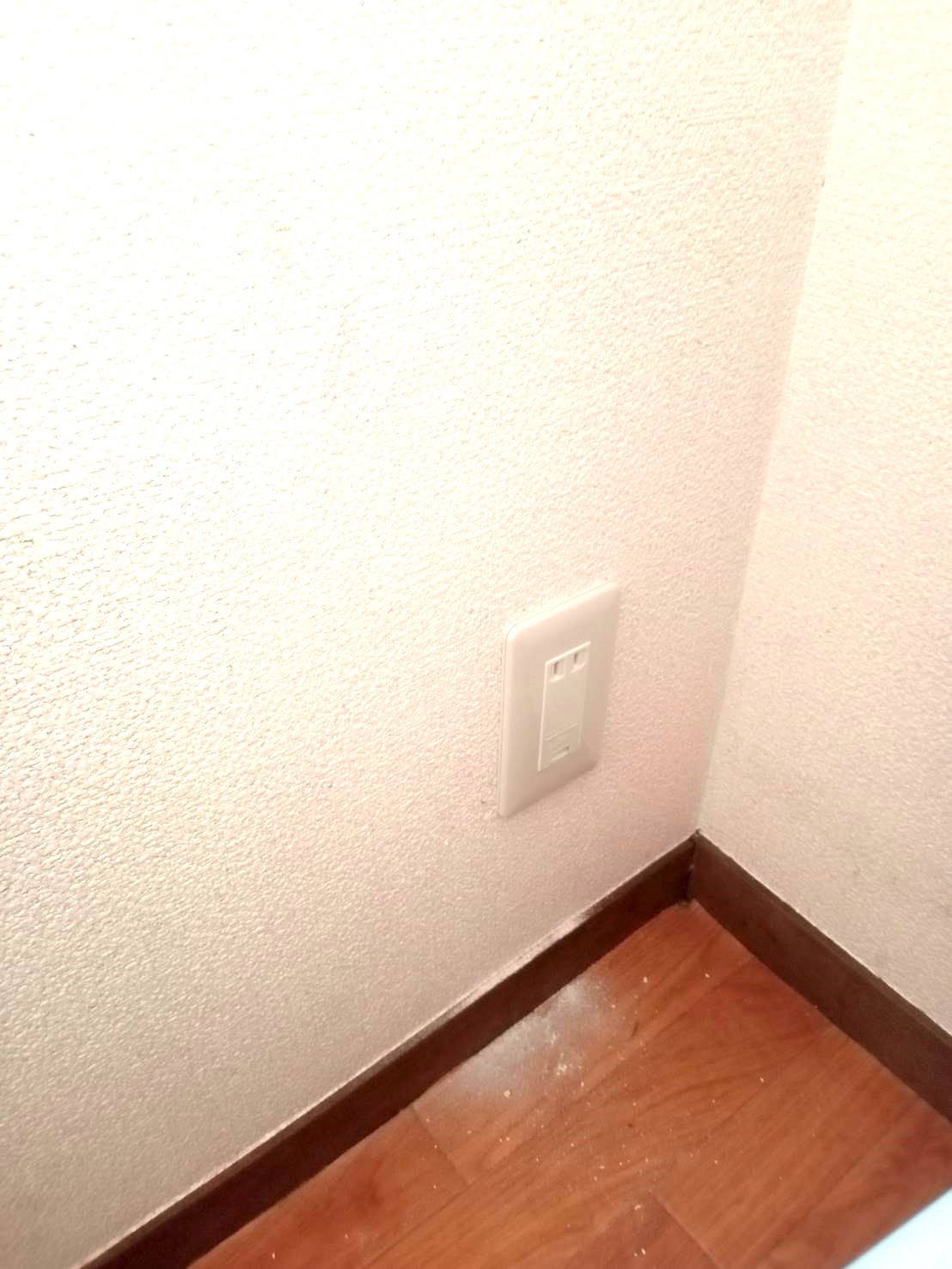 トイレにコンセント増設