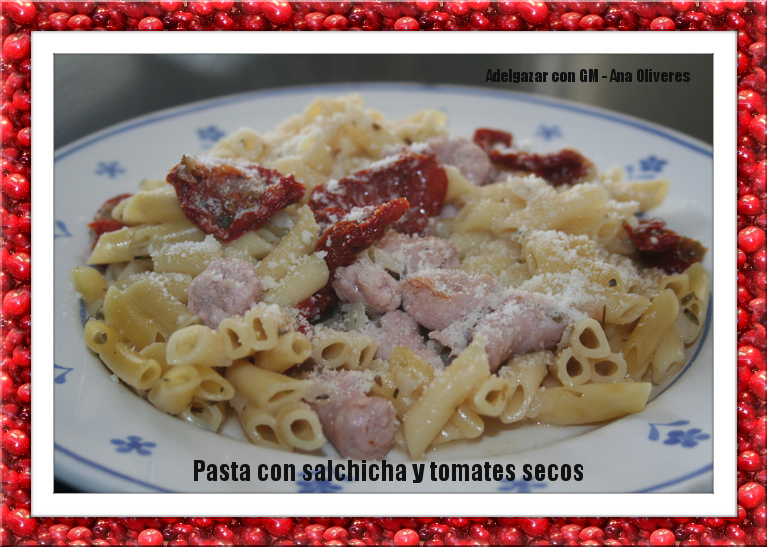 Receta de macarrones con salchichas y tomates secos para ollas programables GM