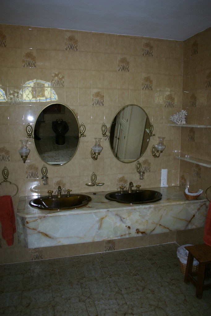 ...unser Badzimmer in Marmor.