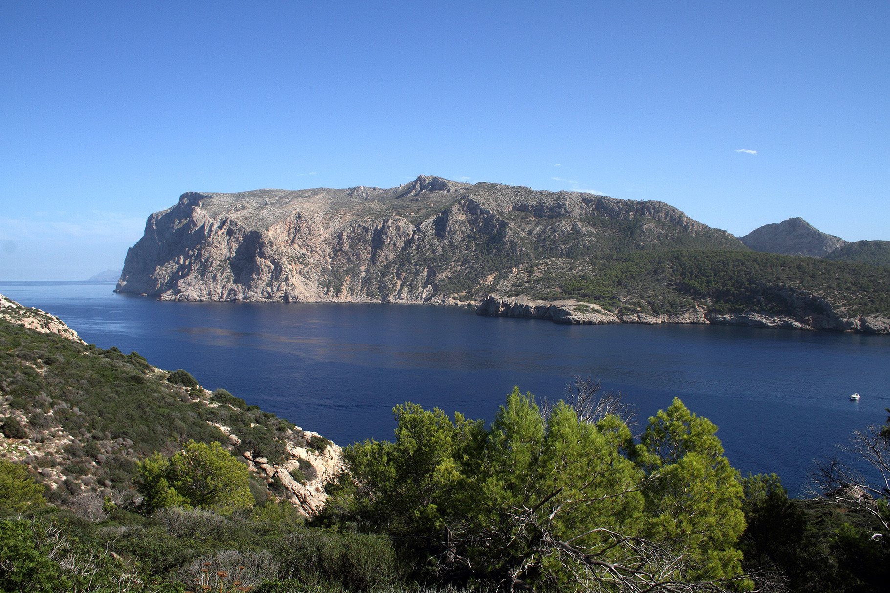 Blick von der Insel Dragonera auf die Westküste