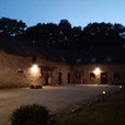 Le domaine à la nuit tombée