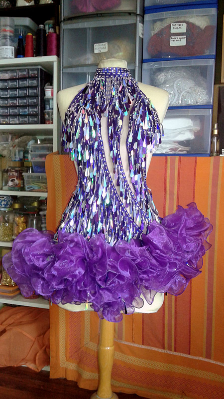 revue parisienne robe