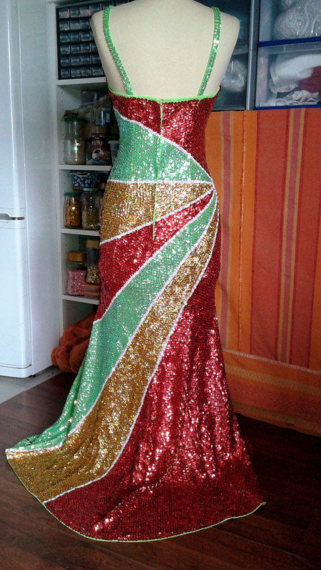 robe longue paillettées