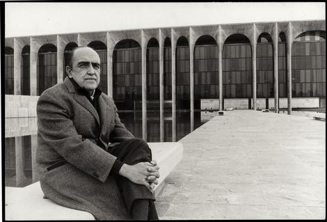 Oscar Niemeyer ed il palazzo Mondadori