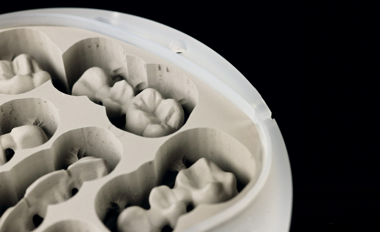 CAD-CAM Technologie - Nikolaus Zahntechnik GmbH