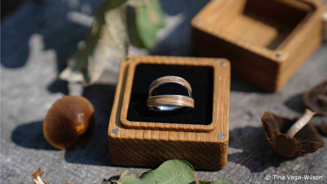 Ringbox aus Massivholz - für Hochzeit od. Verlobungsring