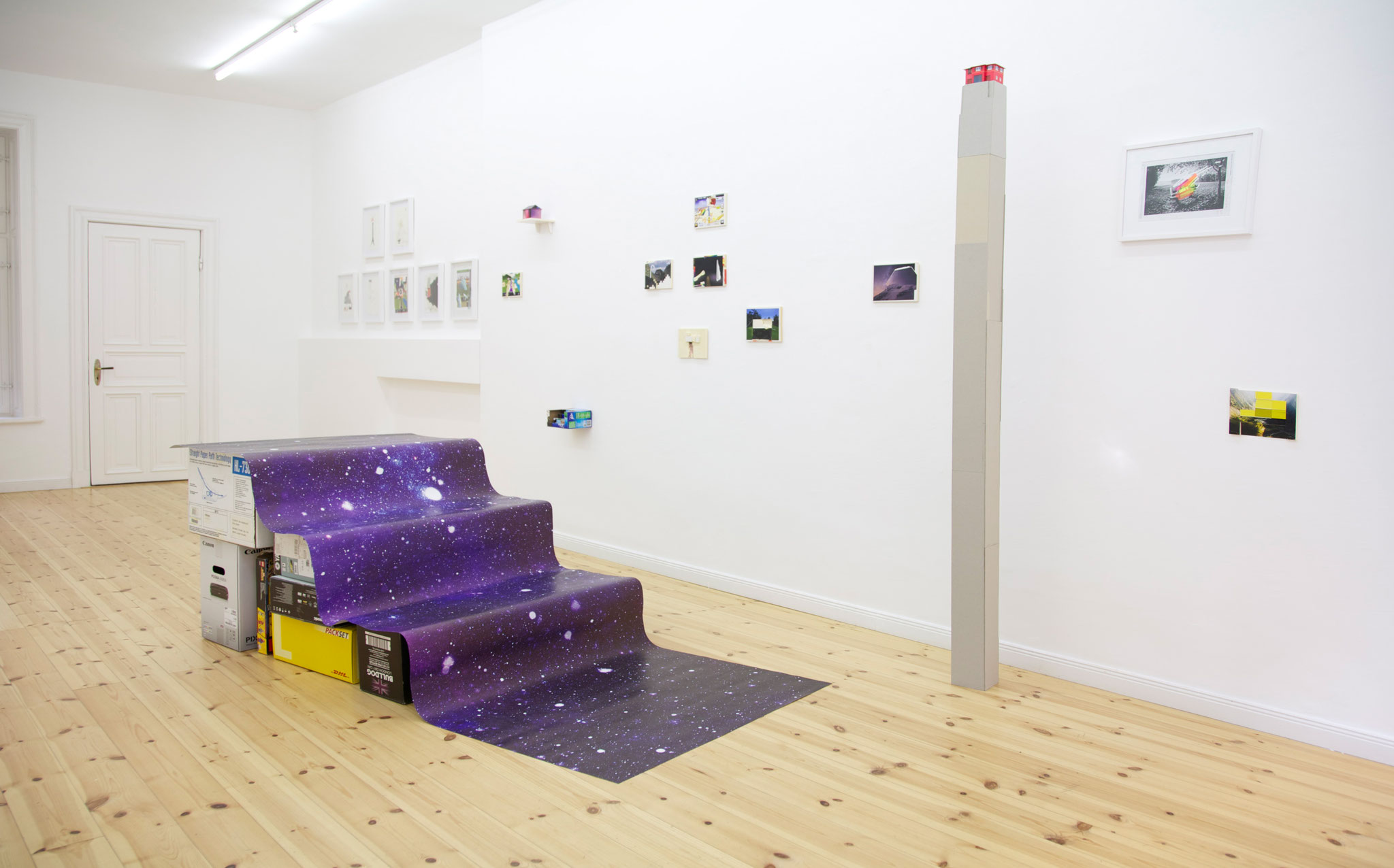 AUSSTELLUNGSANSICHT TURN OF PLENTY HIER: DIRK SPRINGMANN